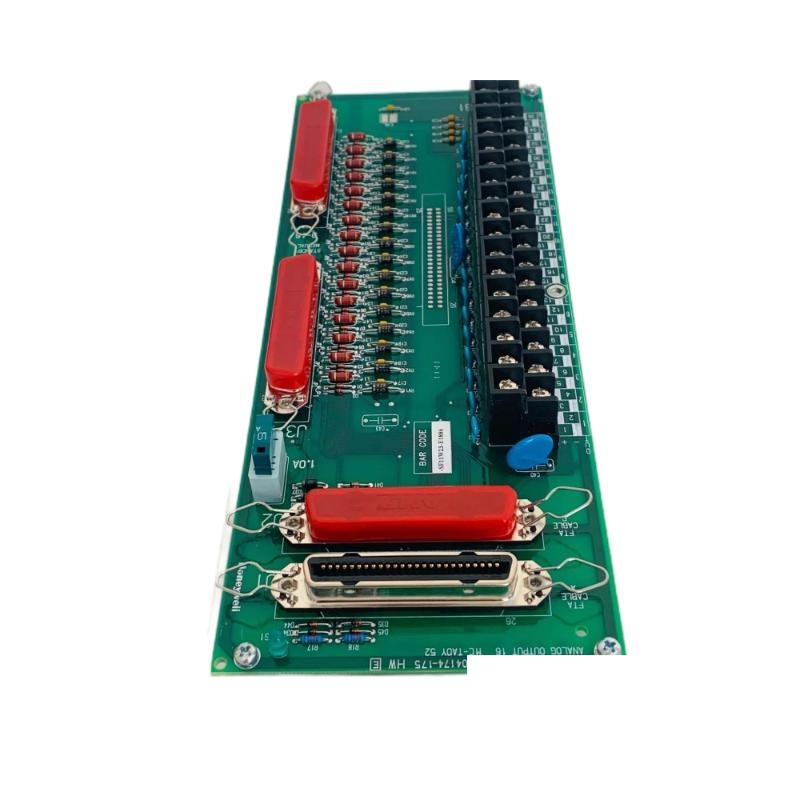 Honeywell MC-TAOY22 51204172-175 Analog Output Module