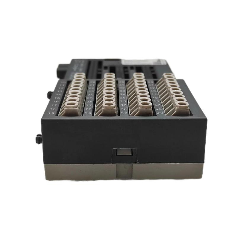 ABB TU515 1SAP212200R0001 S500 I/O Terminal Unit S500 I/O series