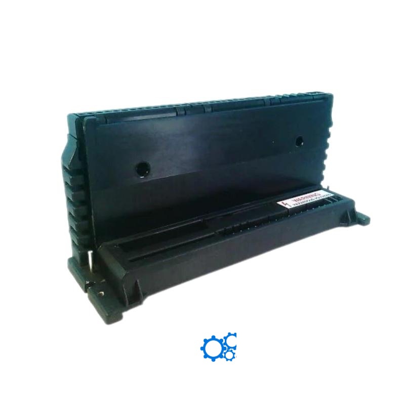 GE IC660TSS100 Terminal Block Genius I/O series