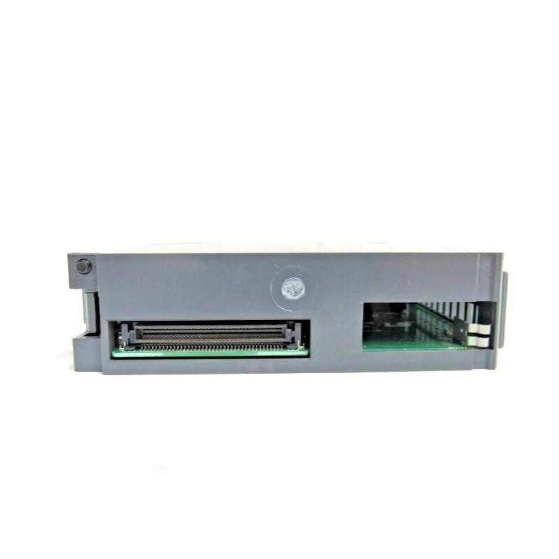 Honeywell 2MLQ-SS2A-CC Triac Output Module