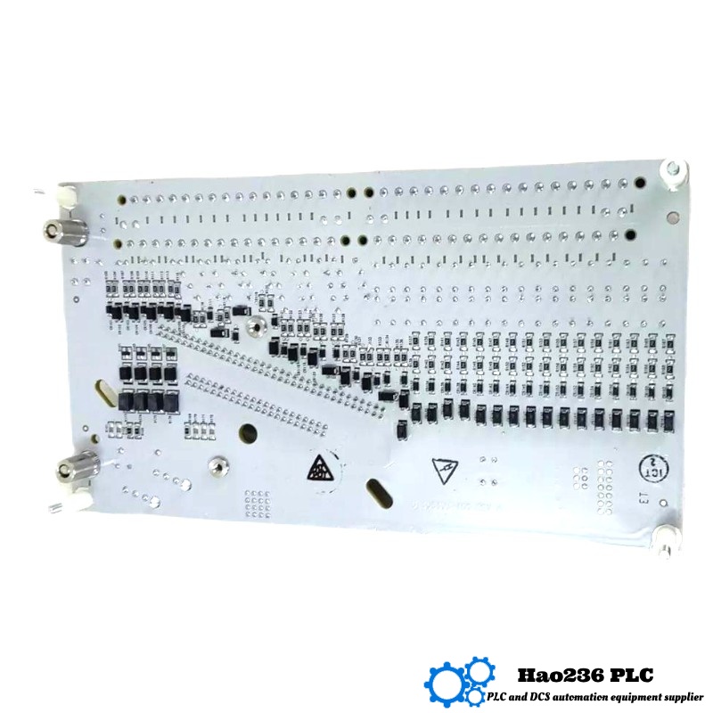 Honeywell CC-TDI110 51308394-175 Digital Input Module 110V IOTA (32)