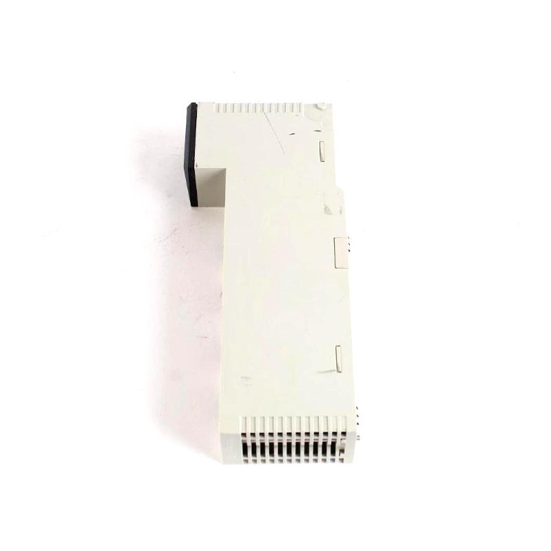 Schneider Electric 140AVI03000C Analog Input Module Modicon Quantum